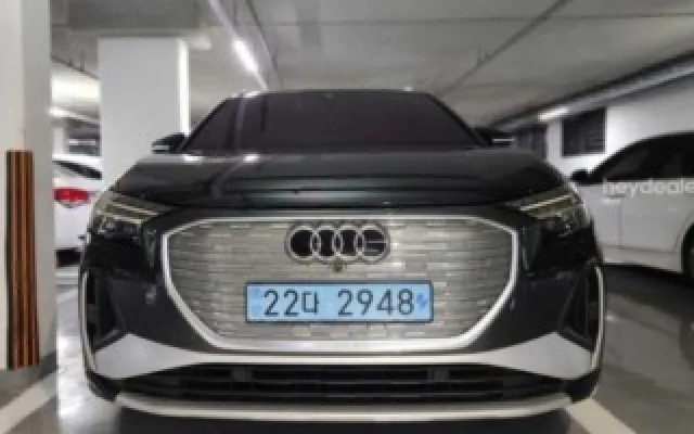 수원중고차직거래장터 Q4 e-트론 40 프리미엄 매물 사진 20 - 2022/10 58,596km