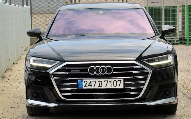 수원중고차직거래장터 A8 (D5) 55 TFSI 콰트로 LWB 매물 사진 11 - 2022/07 87,368km