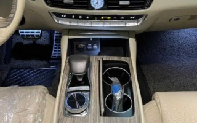 수원중고차직거래장터 더 뉴 K9 2세대 3.8 GDI AWD 매물 사진 19 - 2024/07 61,478km