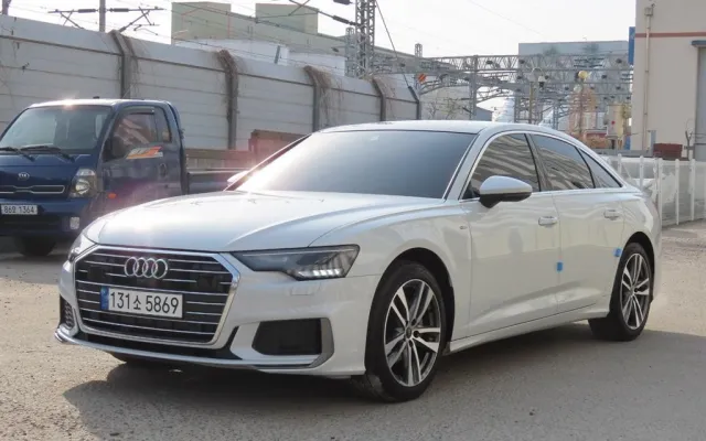 수원중고차직거래장터 A6 (C8) 40 TDI 프리미엄 매물 사진 8 - 2023/02 52,873km