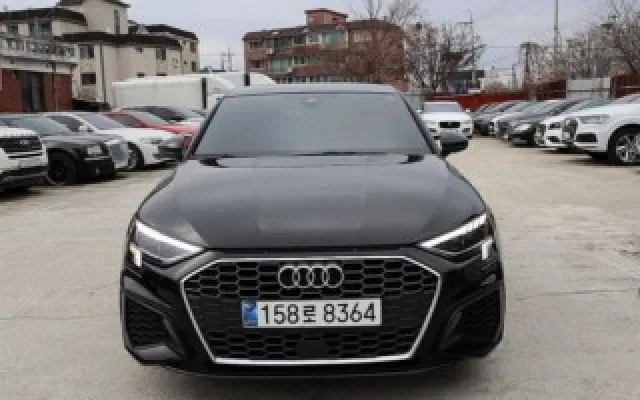 수원중고차직거래장터 뉴 A3 40 TFSI 프리미엄 매물 사진 12 - 2022/07 60,252km